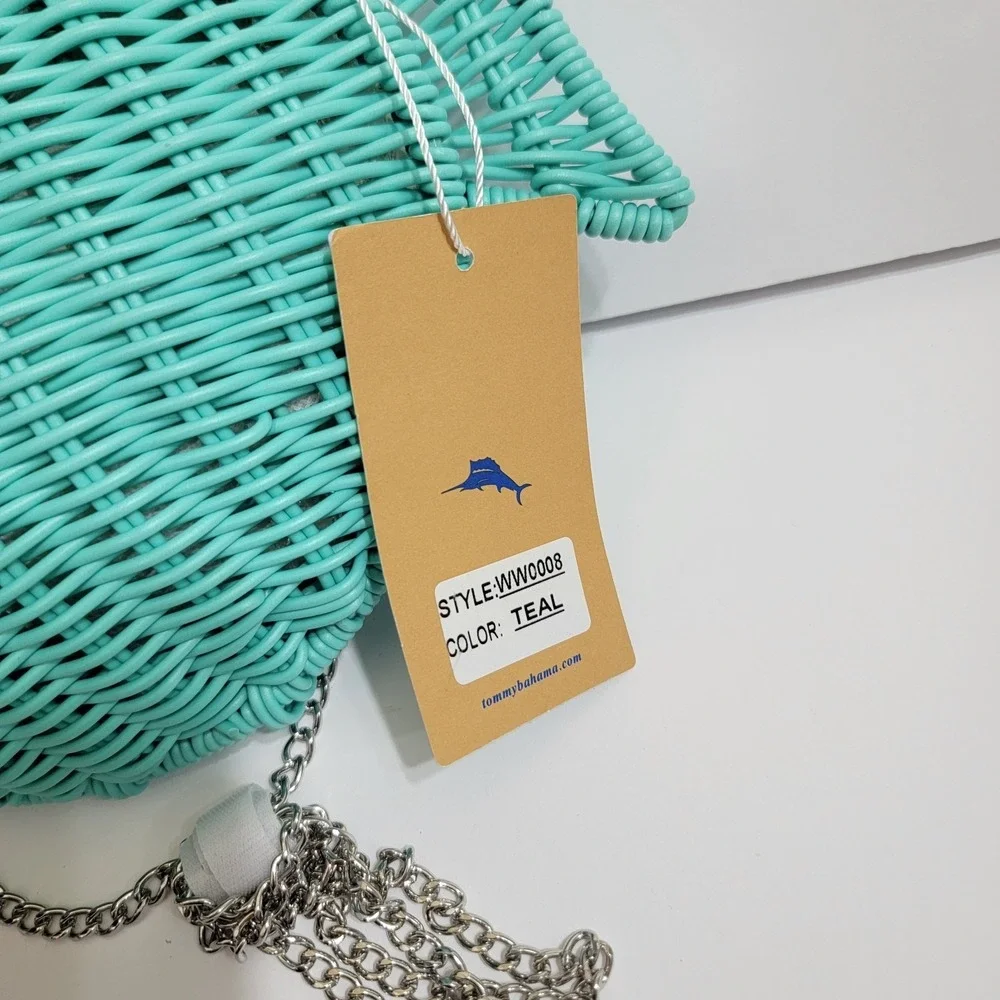 Tommy Bahama Wicker Teal Fish Convertible Crossbody Chain Strap Coastal Sealife - Picture 9 of 9